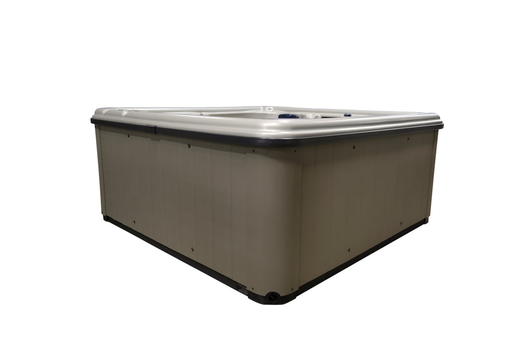 Cyanna Valley Spas SupremeX – 6-Seat Hot Tub with 32 Jets and LED Lighting