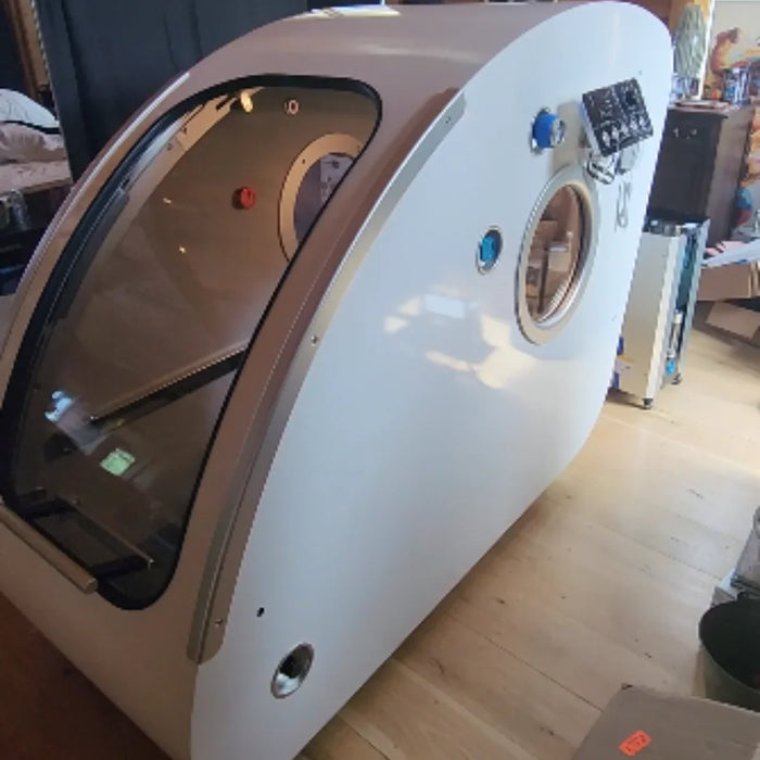 Airvida Elite 1.3-2.0 ATA Hard Shell Sitting Hyperbaric Chamber